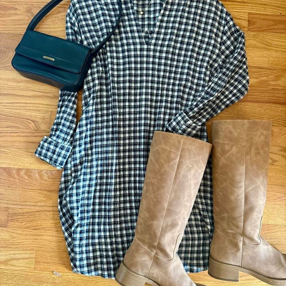 H&M Plaid Navy Blue and White 99% Cotton Size Medium Tunic Dress
